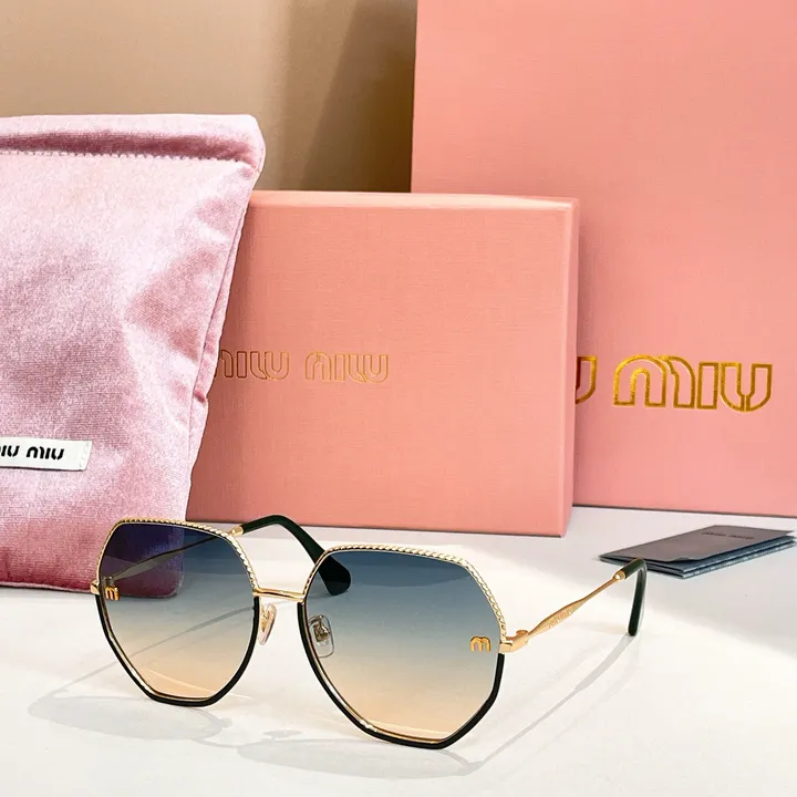 スーパーコピー ミュウミュウ サングラス