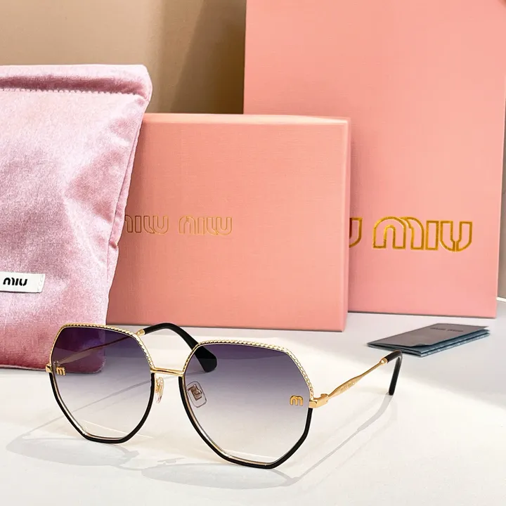 スーパーコピー ミュウミュウ サングラス