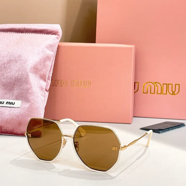 スーパーコピー ミュウミュウ サングラス