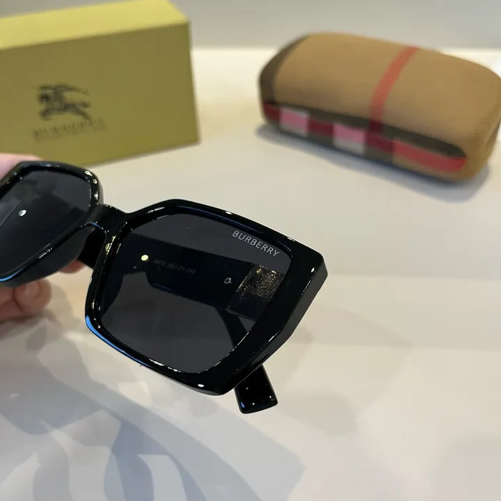 スーパーコピー バーバリー ス サングラス