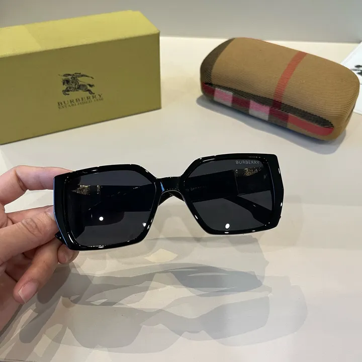 スーパーコピー バーバリー ス サングラス