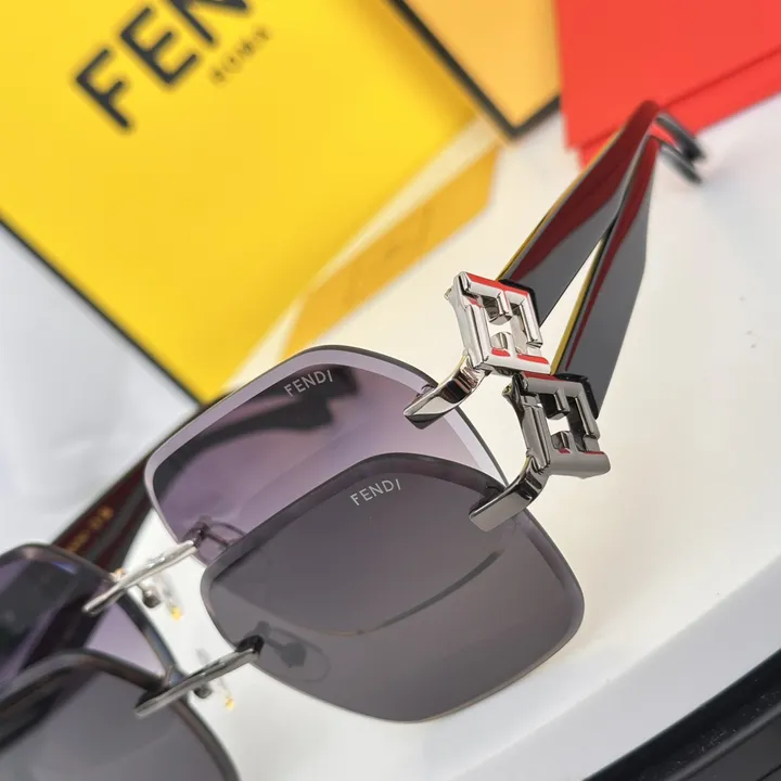 スーパーコピー ヴェルサーチ サングラス