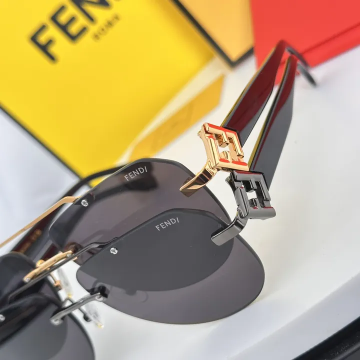 スーパーコピー ヴェルサーチ サングラス