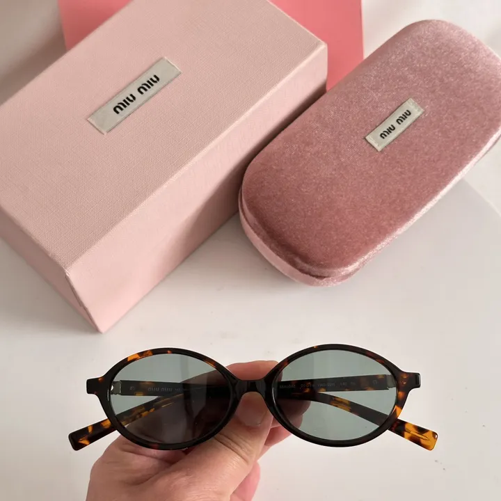 スーパーコピー ミュウミュウ サングラス