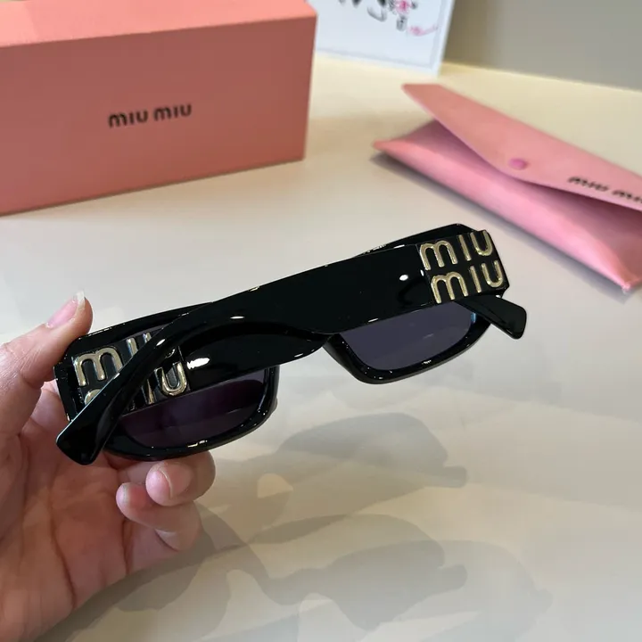 スーパーコピー ミュウミュウ サングラス