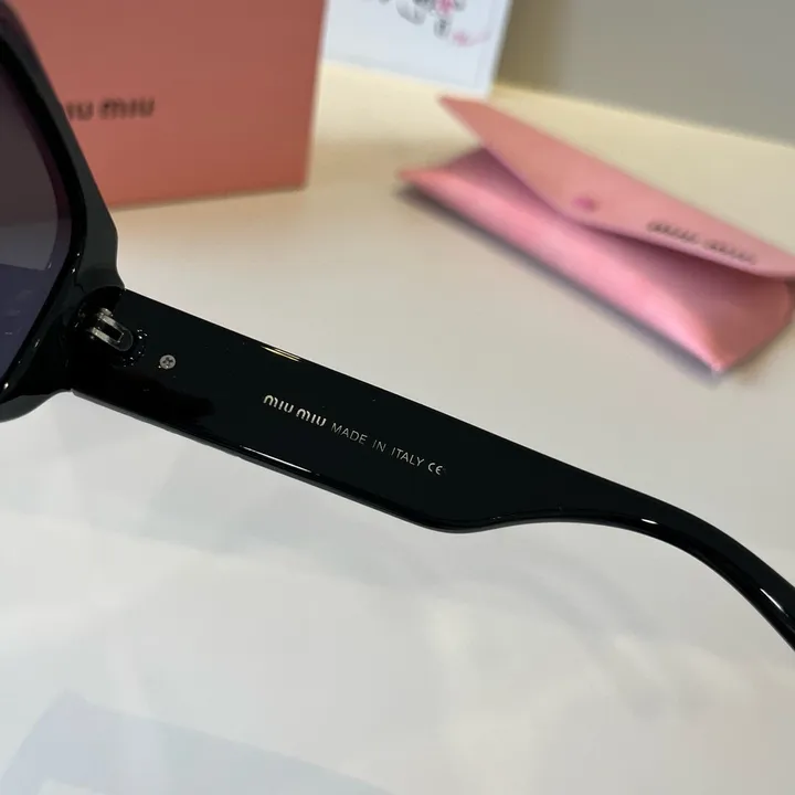 スーパーコピー ミュウミュウ サングラス