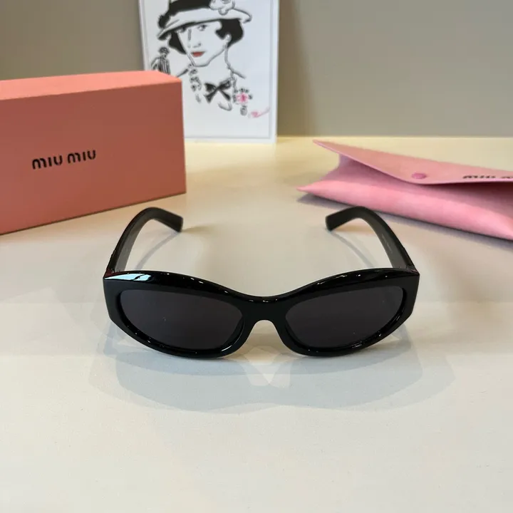 スーパーコピー ミュウミュウ サングラス