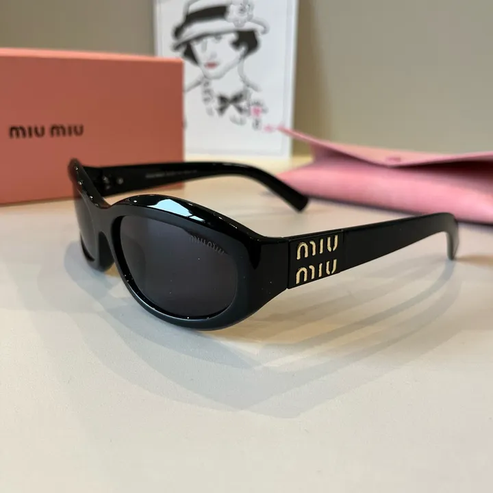 スーパーコピー ミュウミュウ サングラス