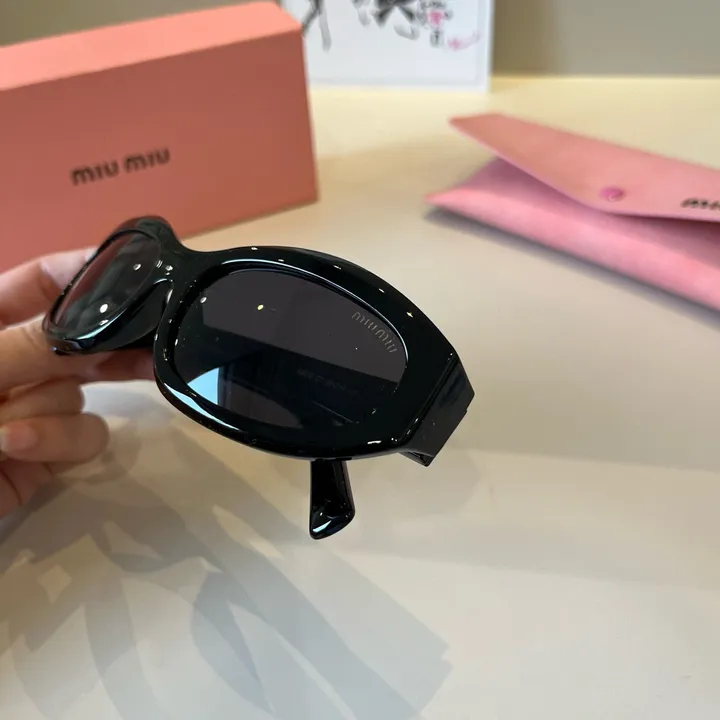 スーパーコピー ミュウミュウ サングラス