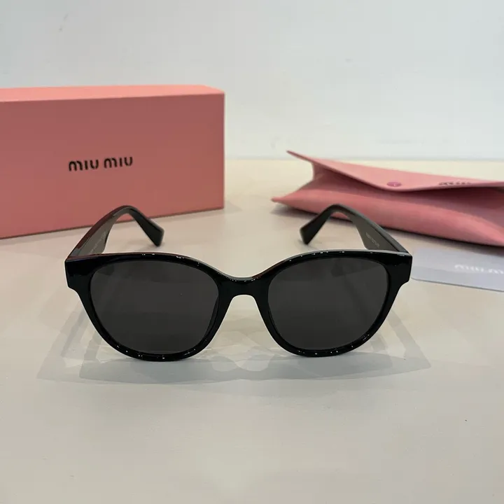 スーパーコピー ミュウミュウ サングラス