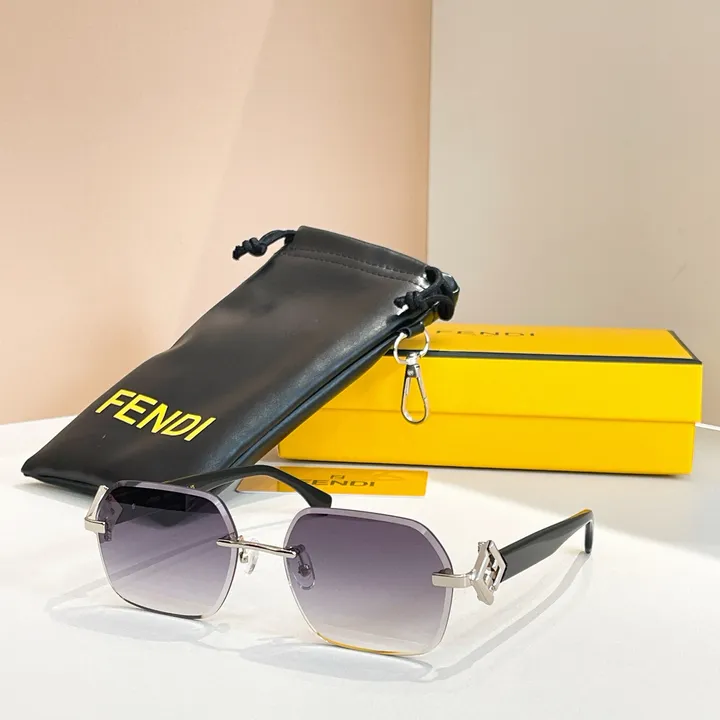 スーパーコピー フェンディ サングラス