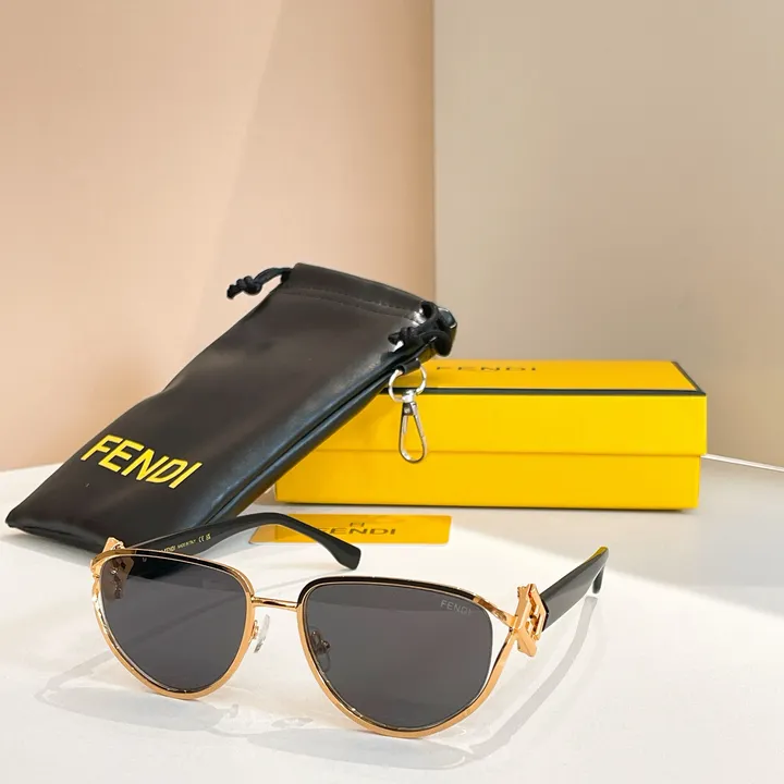 スーパーコピー フェンディ サングラス