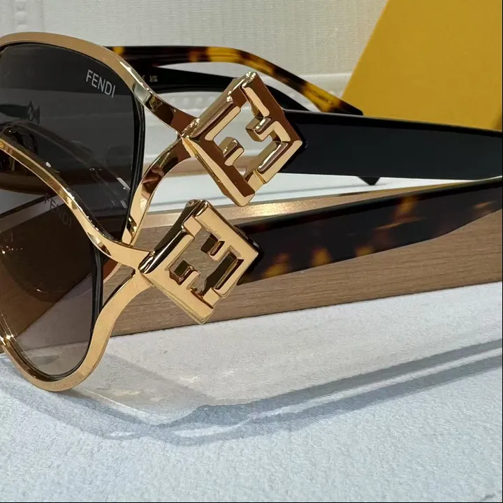 スーパーコピー フェンディ サングラス