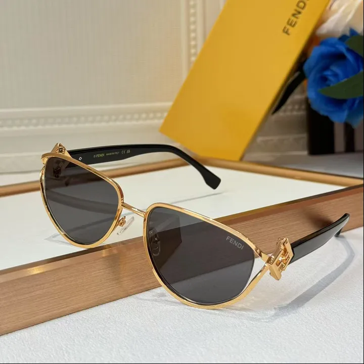 スーパーコピー フェンディ サングラス