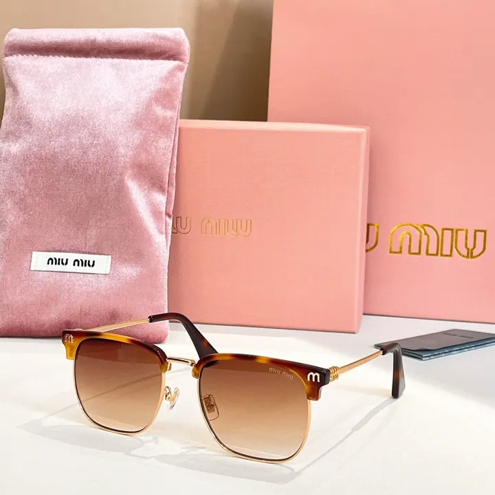 スーパーコピー ミュウミュウ サングラス