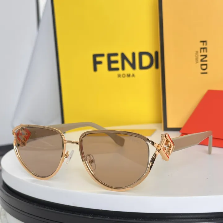 スーパーコピー フェンディ サングラス