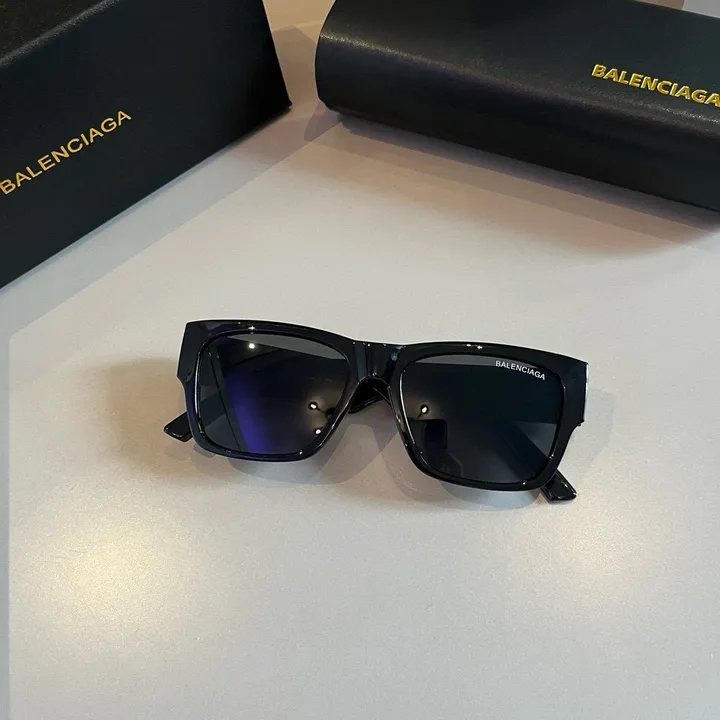 スーパーコピー バレンシアガ サングラス