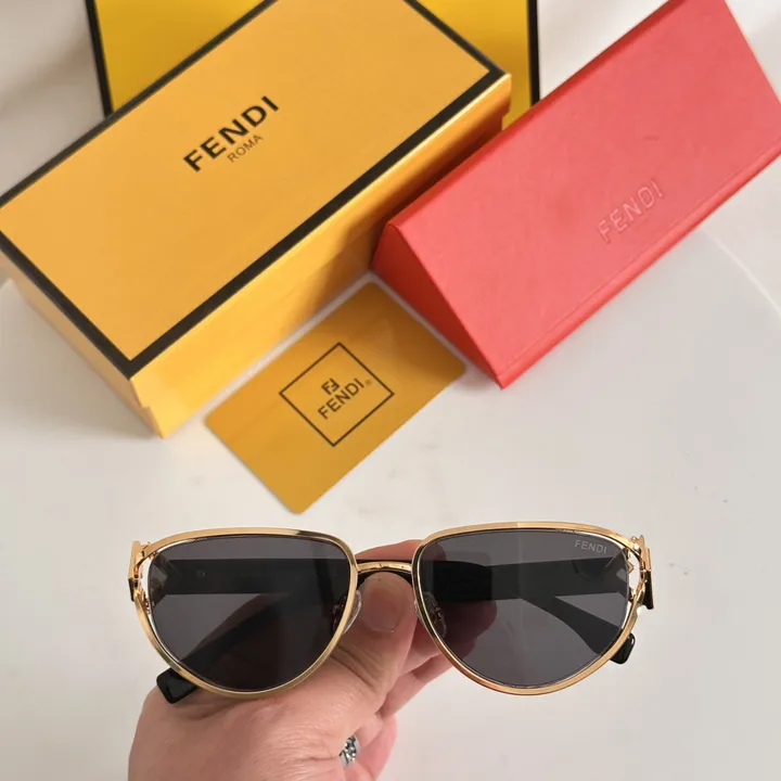 スーパーコピー ヴェルサーチ サングラス