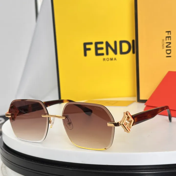 スーパーコピー ヴェルサーチ サングラス