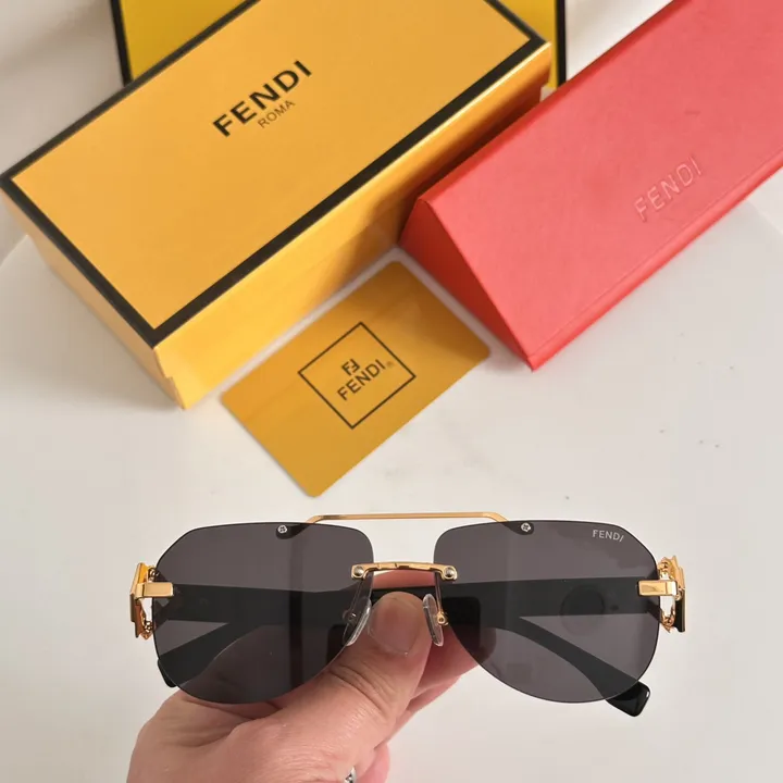 スーパーコピー ヴェルサーチ サングラス