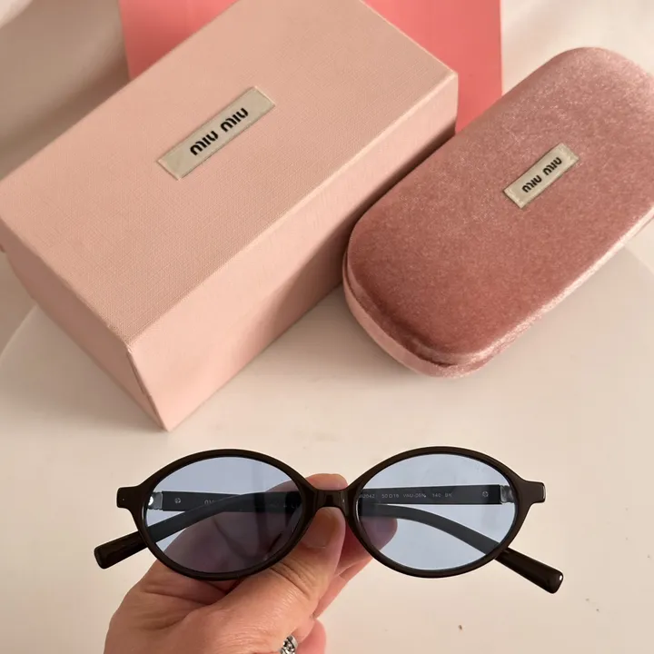 スーパーコピー ミュウミュウ サングラス