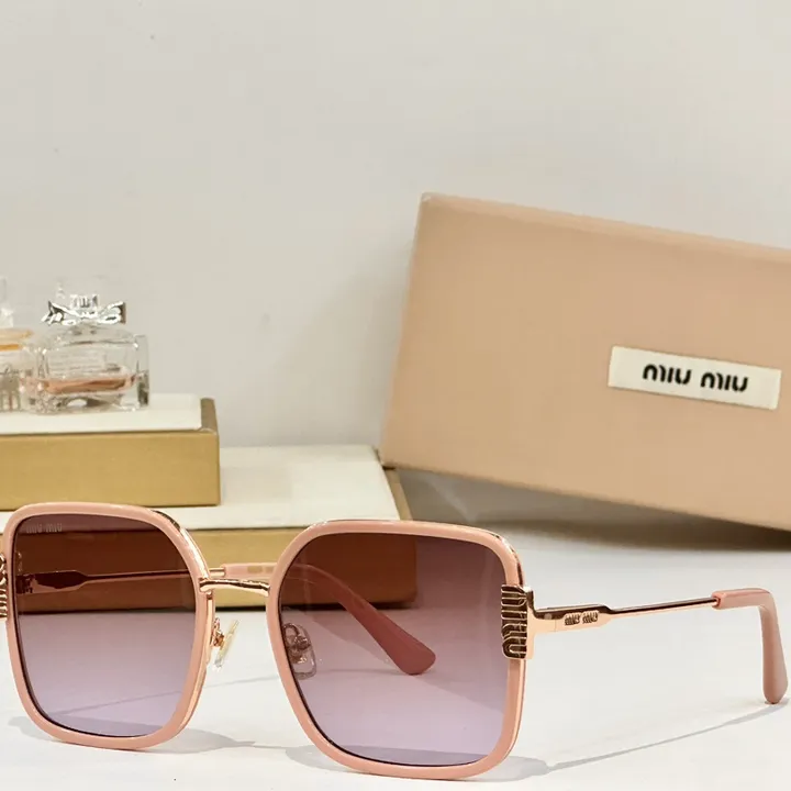 スーパーコピー ミュウミュウ サングラス