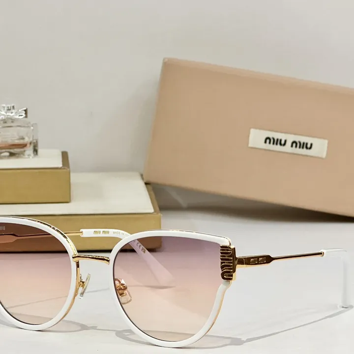 スーパーコピー ミュウミュウ サングラス