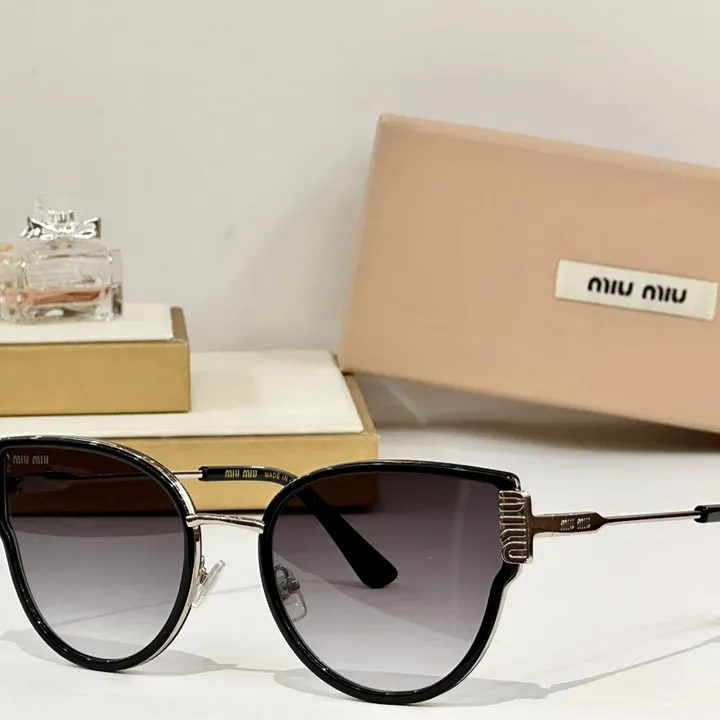 スーパーコピー ミュウミュウ サングラス