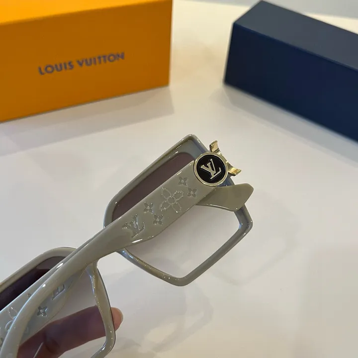 スーパーコピー ルイヴィトン サングラス