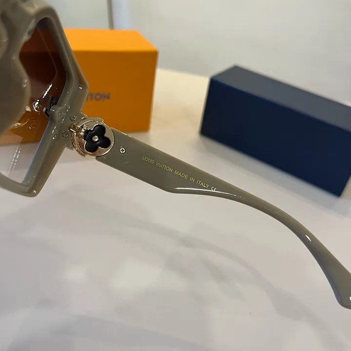 スーパーコピー ルイヴィトン サングラス