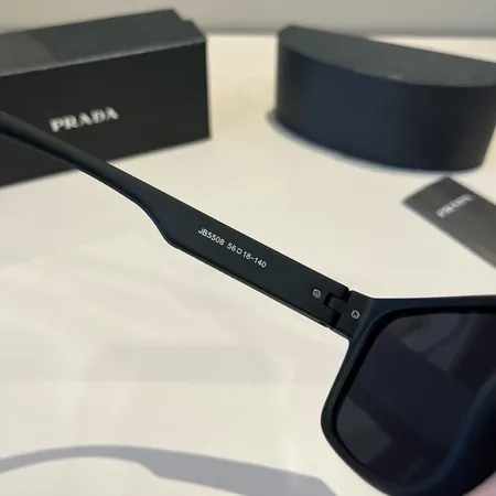 スーパーコピー プラダ サングラス