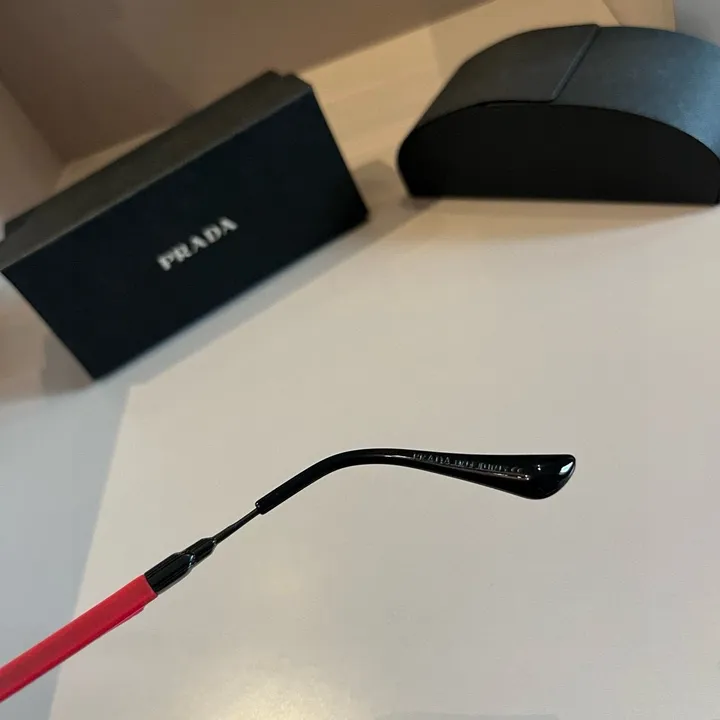 スーパーコピー プラダ サングラス