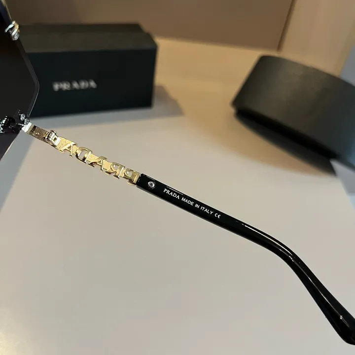 スーパーコピー プラダ サングラス