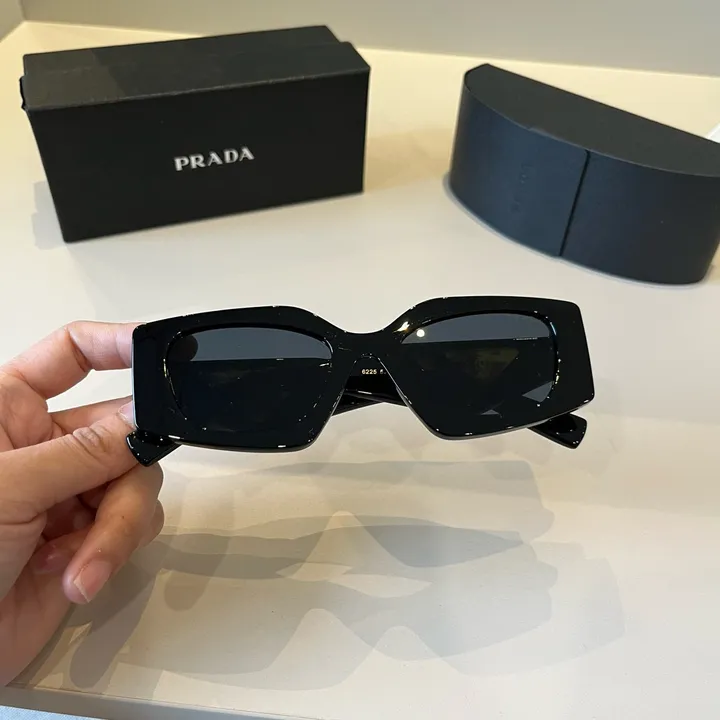 スーパーコピー プラダ サングラス