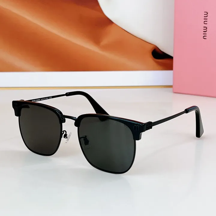 スーパーコピー ミュウミュウ サングラス