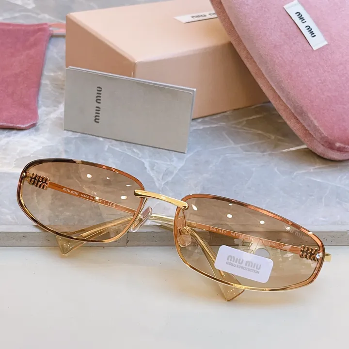 スーパーコピー ミュウミュウ サングラス