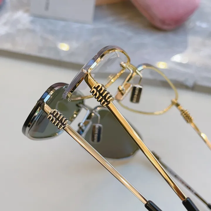 スーパーコピー ミュウミュウ サングラス