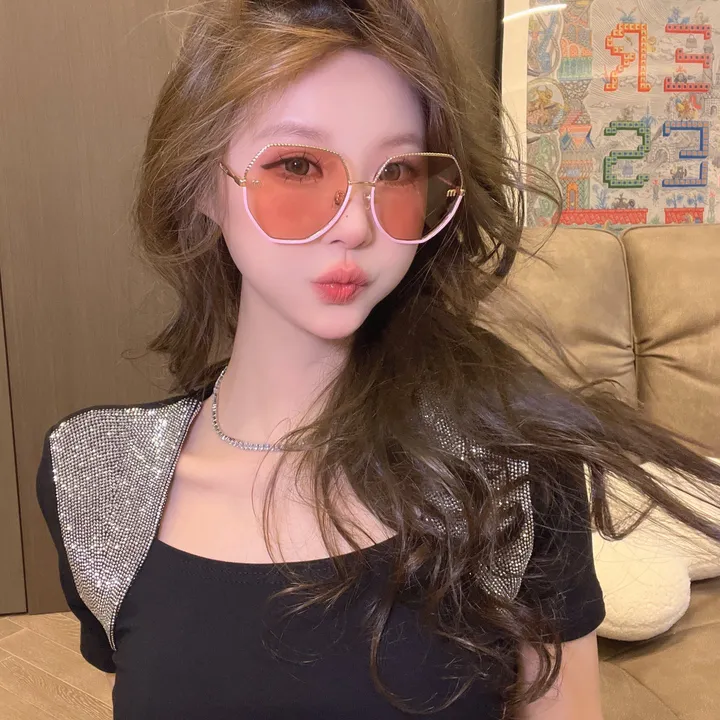 スーパーコピー ミュウミュウ サングラス