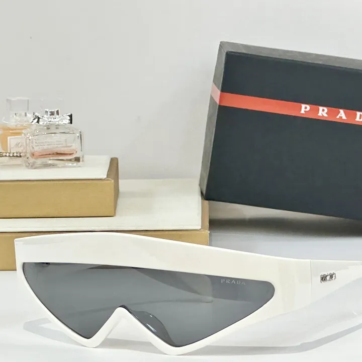 スーパーコピー プラダ サングラス