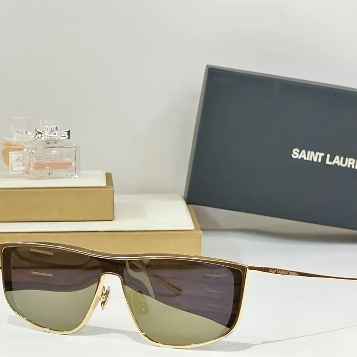 スーパーコピー ジバンシィ サングラス