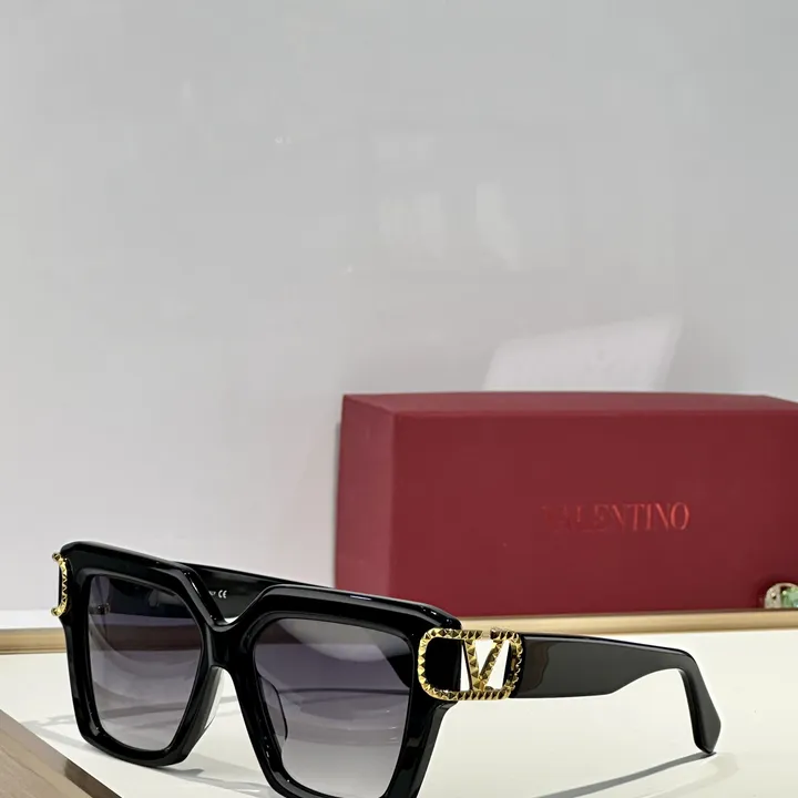 スーパーコピー ヴァレンティノ サングラス