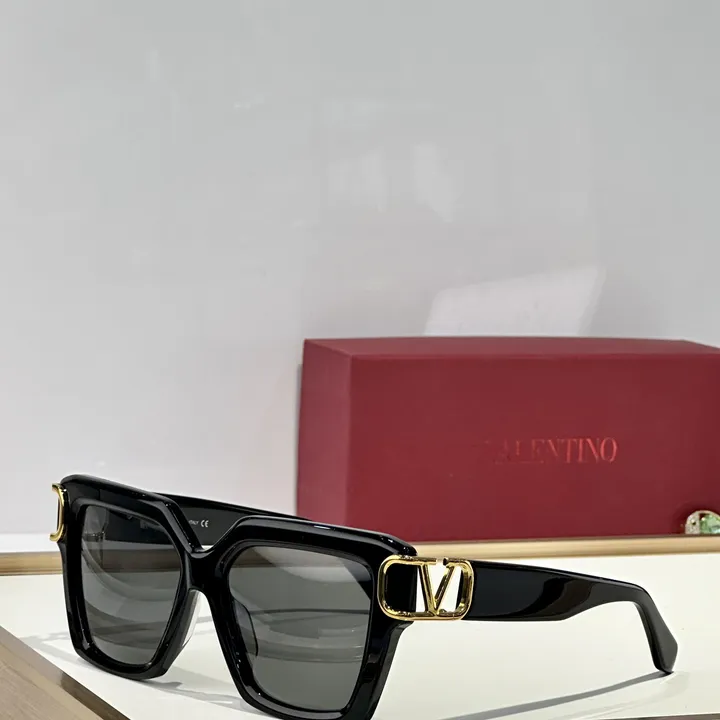 スーパーコピー ヴァレンティノ サングラス