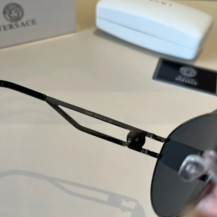 スーパーコピー ヴェルサーチ サングラス