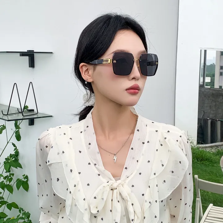 スーパーコピー ミュウミュウ サングラス