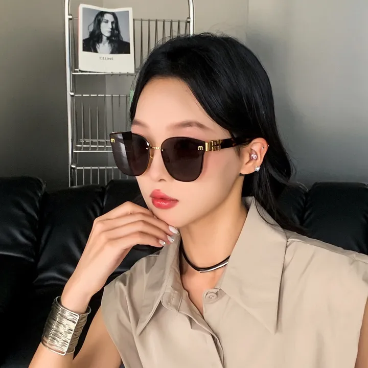 スーパーコピー ミュウミュウ サングラス