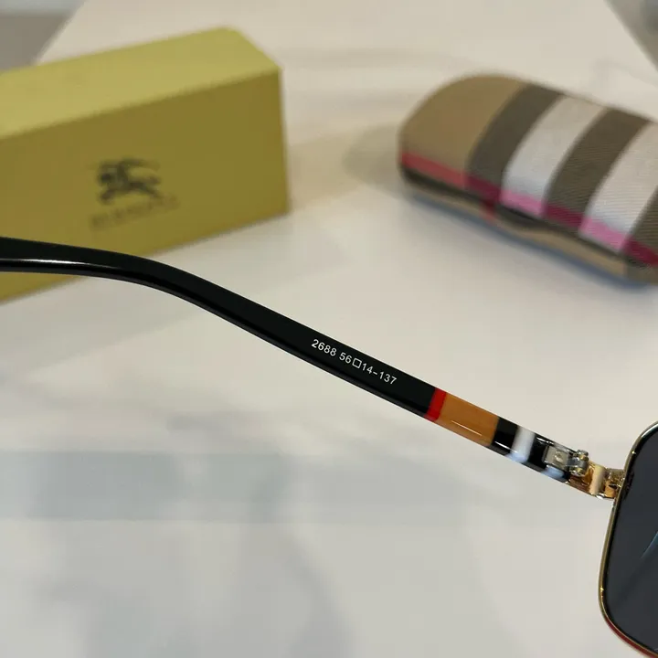 スーパーコピー バーバリー ス サングラス