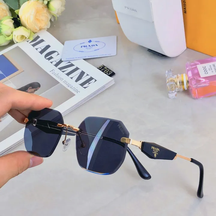 スーパーコピー プラダ サングラス