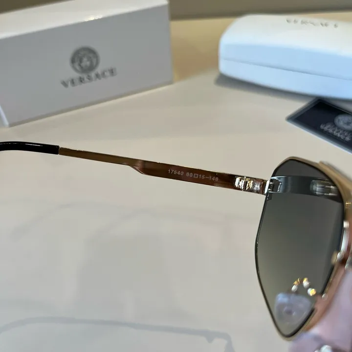 スーパーコピー ヴェルサーチ サングラス