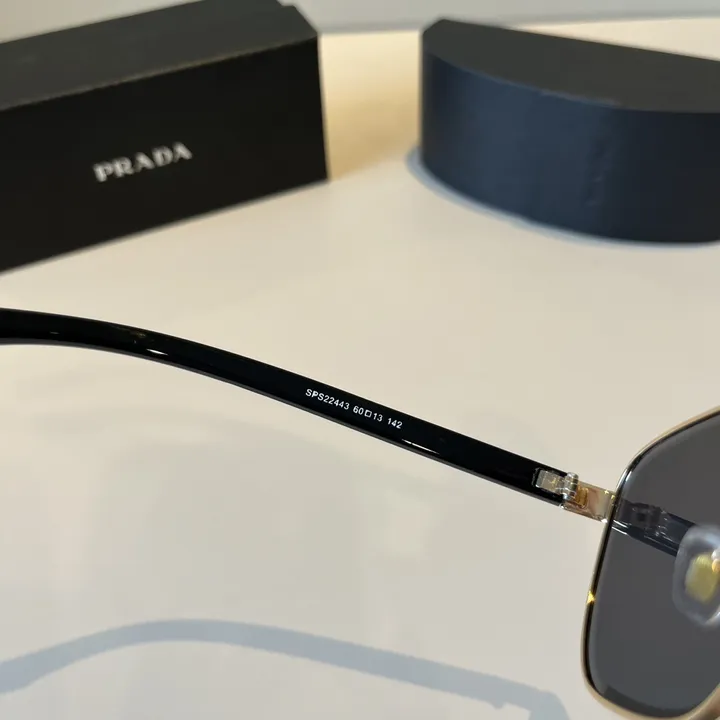 スーパーコピー プラダ サングラス