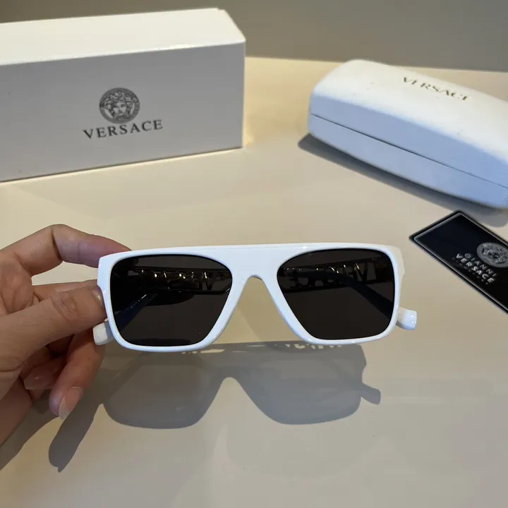 スーパーコピー ヴェルサーチ サングラス
